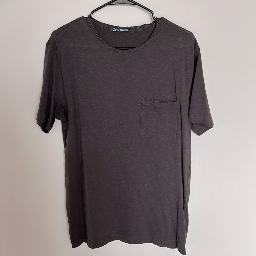 Zara Men’s Brown T-Shirt with Front Pocket